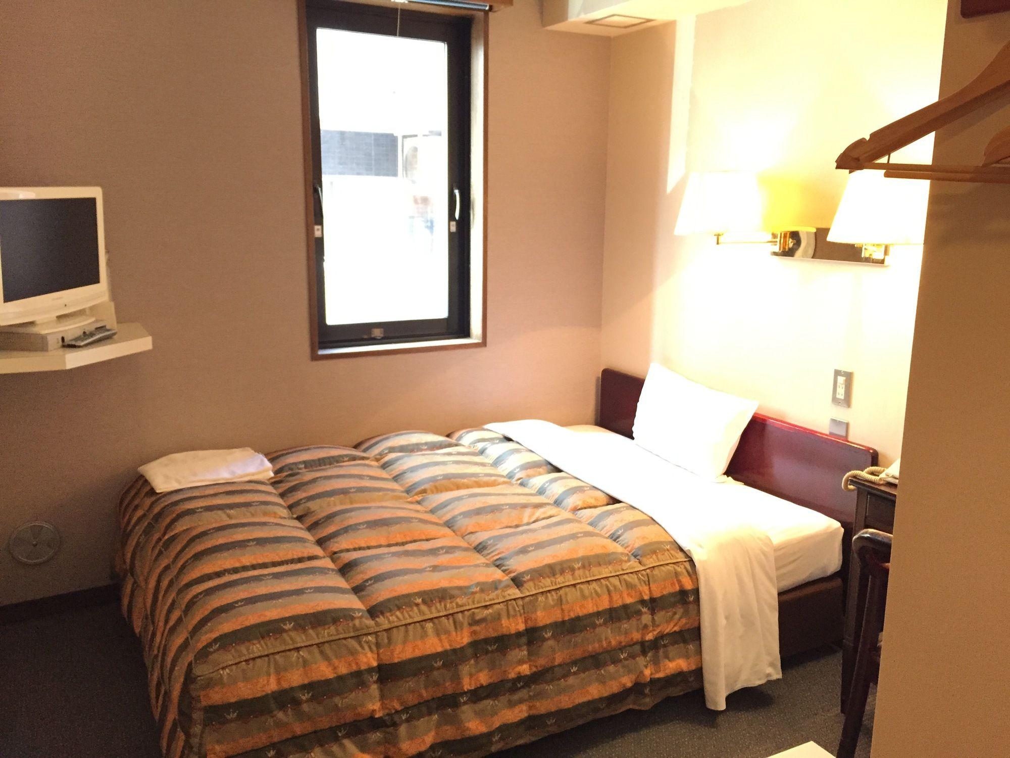 Tokyo Banyan Hotel Zewnętrze zdjęcie